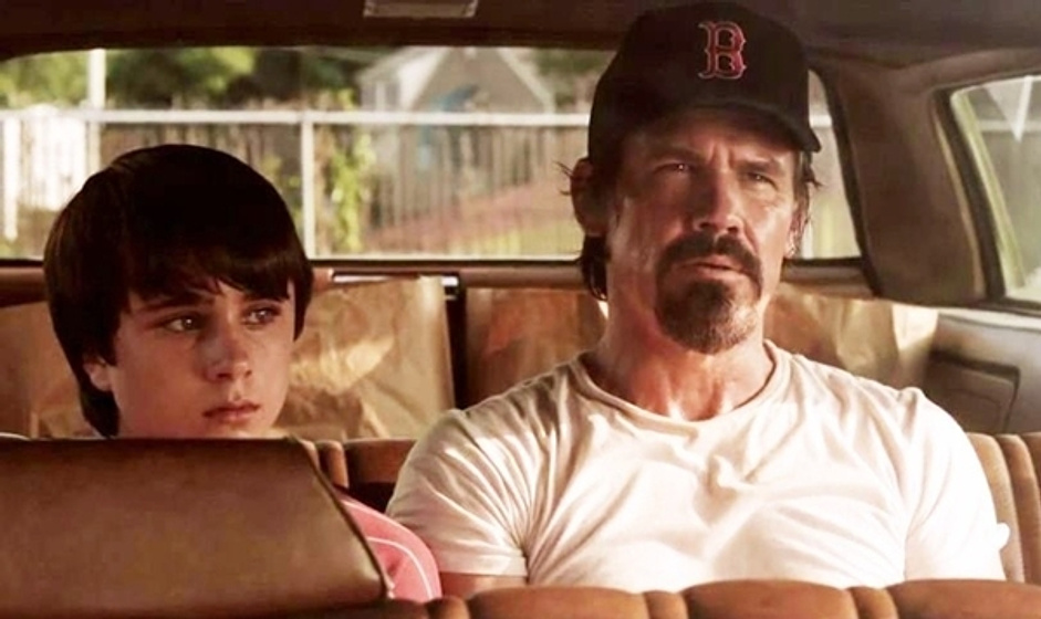 Josh Brolin y Gattlin Griffith en Una Vida en Tres Días