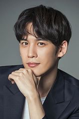picture of actor Gi-woong Park