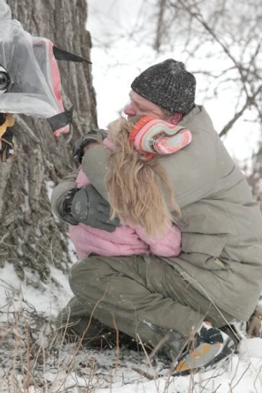 Colby French y Sophie Bolen en un-hogar-para-julia