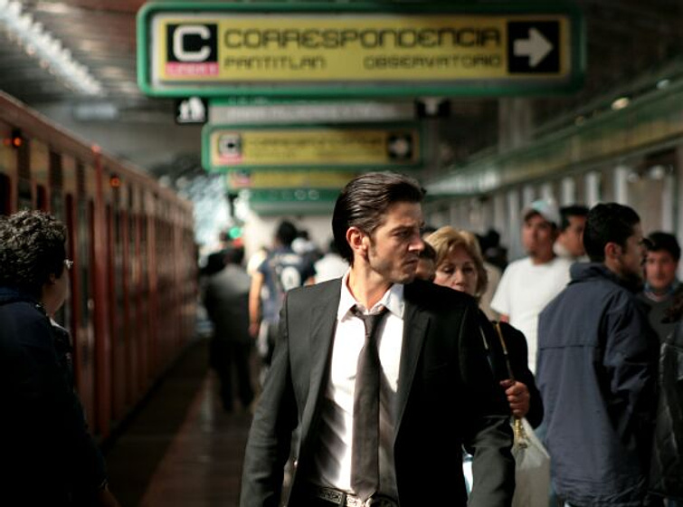 Diego Luna en Sólo Quiero Caminar