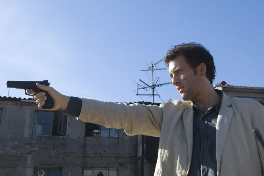 Clive Owen en The International. Dinero en la sombra