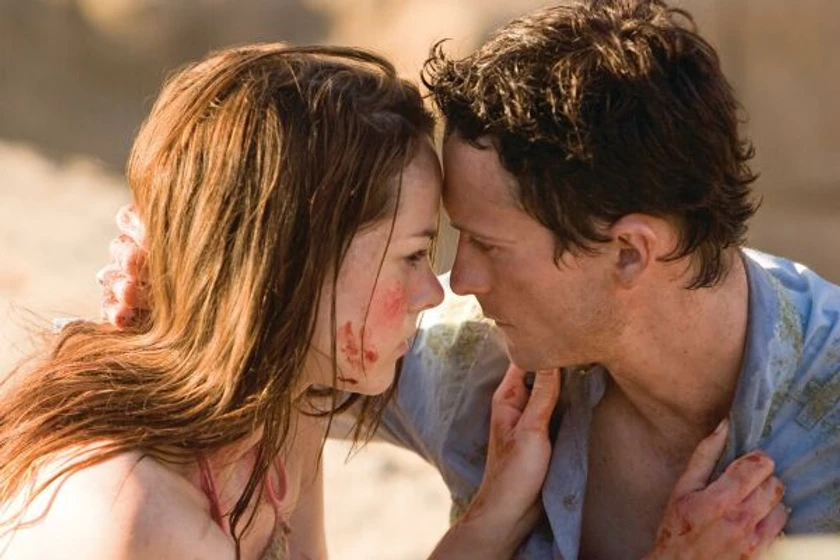 Jena Malone y Jonathan Tucker en las-ruinas