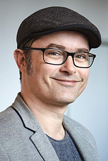picture of actor Manuel Flurin Hendry