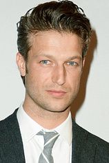 picture of actor Peter Scanavino