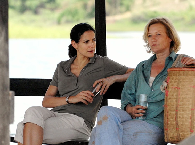 Suzanne von Borsody y Bettina Zimmermann en Cita Misteriosa en Bangkok
