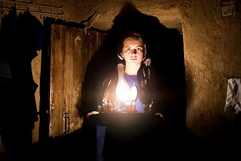 Cansu Demirci en erase-una-vez-en-anatolia