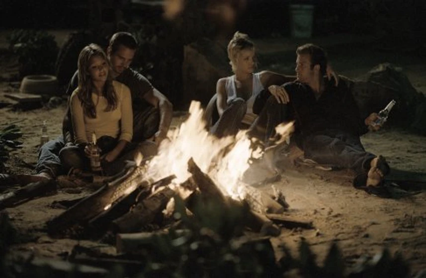 Paul Walker, Scott Caan, Jessica Alba y Ashley Scott en Inmersión Letal
