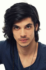 picture of actor Gabriel Huian