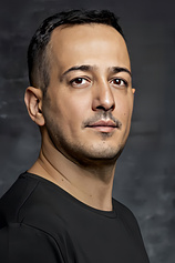 picture of actor Sarp Apak