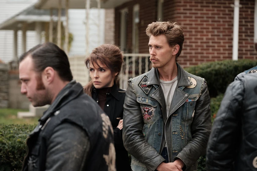 Austin Butler y Jodie Comer en Bikeriders. La Ley del Asfalto