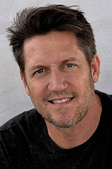 picture of actor David McConnell