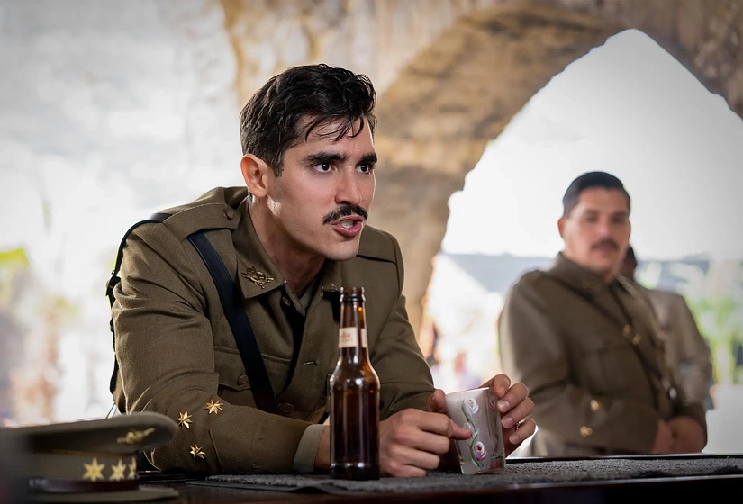 Henry Zaga en El Ministerio de la Guerra Sucia