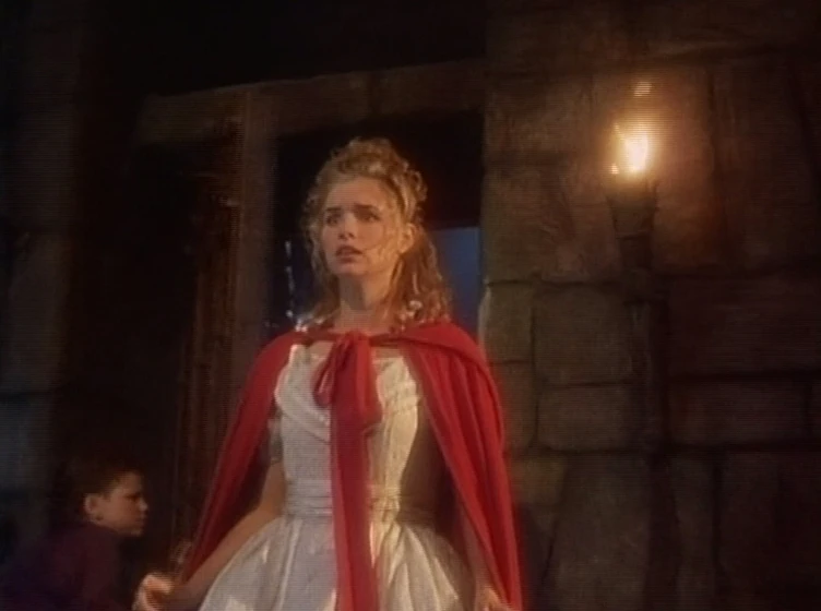 Polly Shannon en frankenstein-y-yo