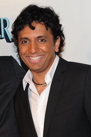 M. Night Shyamalan en Airbender. El último guerrero (Premiere en New York. Julio 2010)