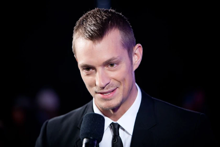 Joel Kinnaman en robocop-2014 (Premiere Mundial en Londres. Febrero 2014)