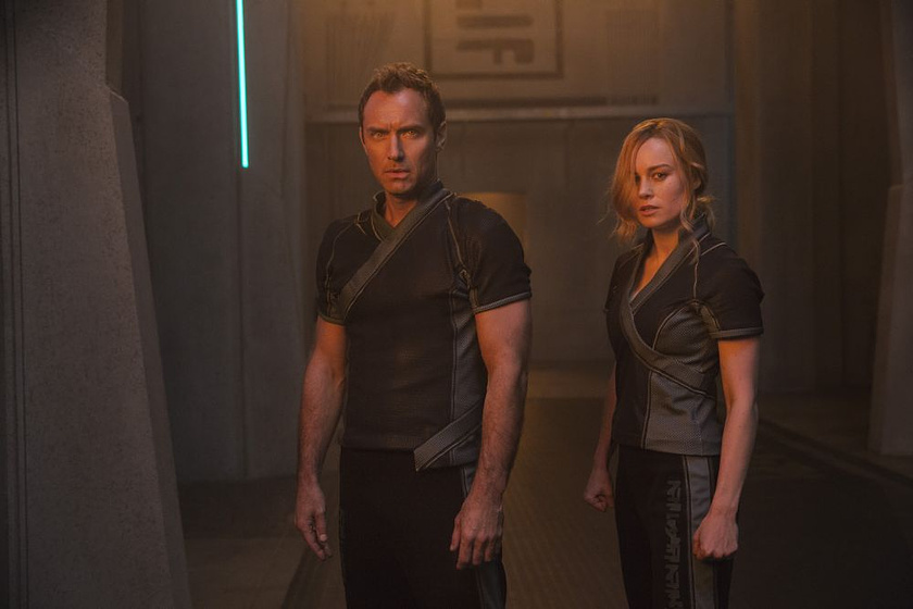 Jude Law y Brie Larson en Capitana Marvel