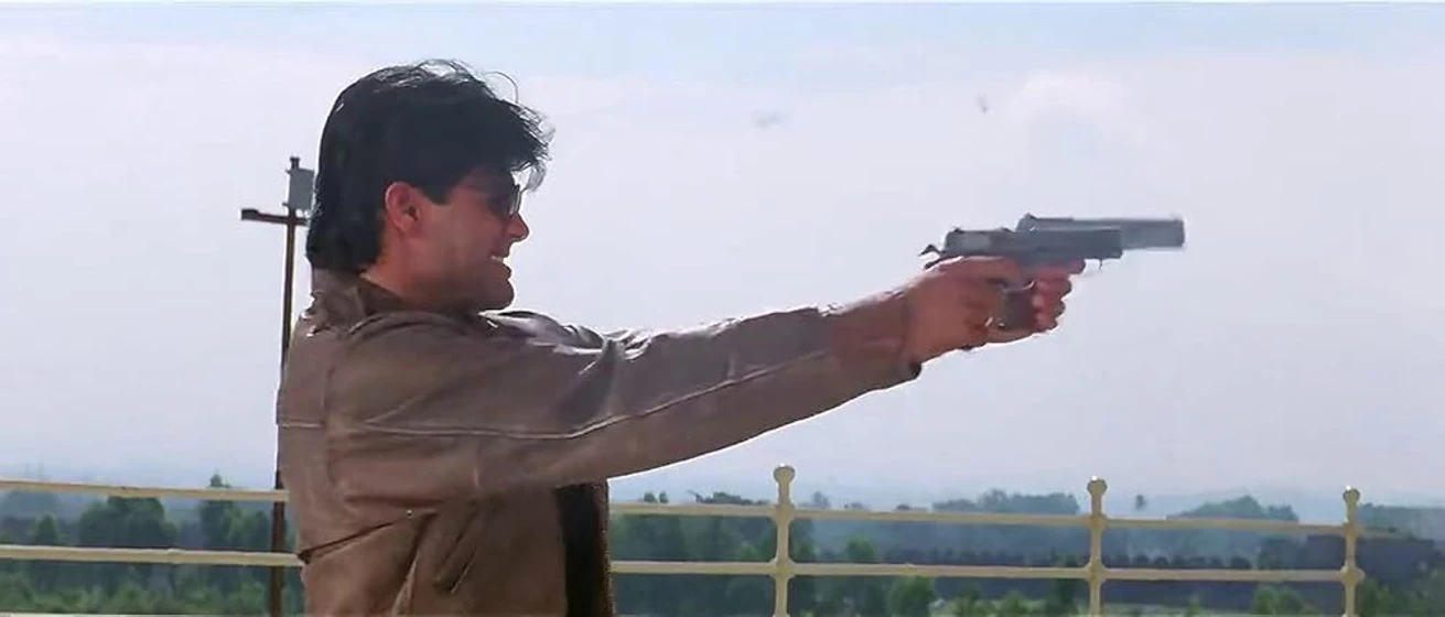 Suniel Shetty en mohra