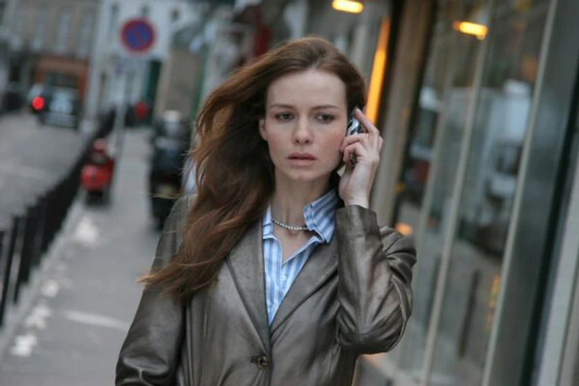 Saffron Burrows en fay-grim