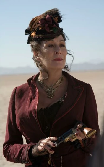 Anjelica Huston en enfrentados