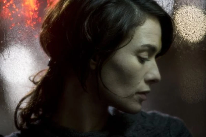 Lena Headey en roto-the-broken