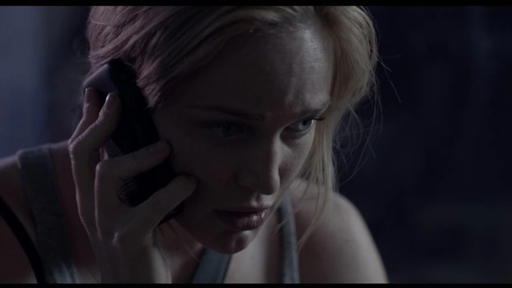 Caity Lotz en El Pacto