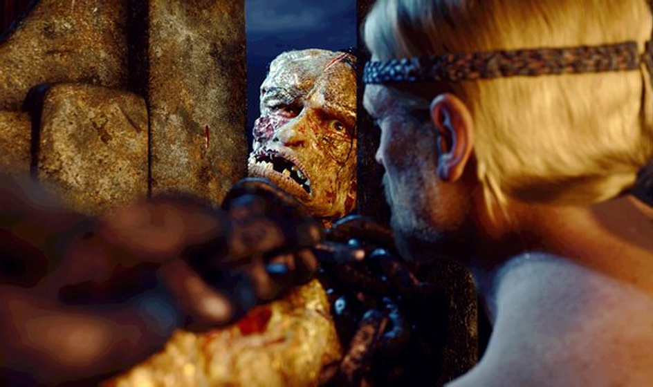 Crispin Glover y Ray Winstone en Beowulf