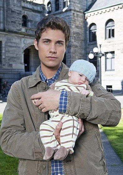 Drew Seeley en Padre Adolescente