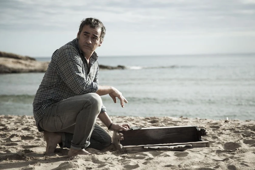 Eduard Fernández en lejos-del-mar