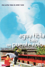 poster of movie Agua tibia bajo un puente rojo