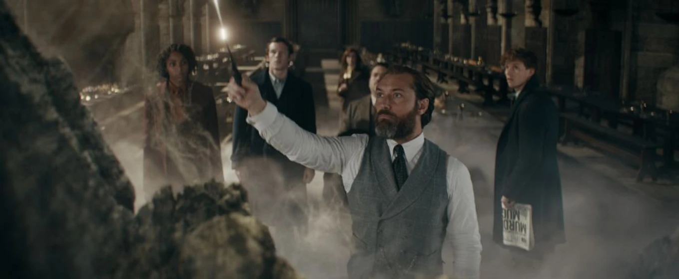 Mads Mikkelsen y Eddie Redmayne en animales-fantasticos-los-secretos-de-dumbledore