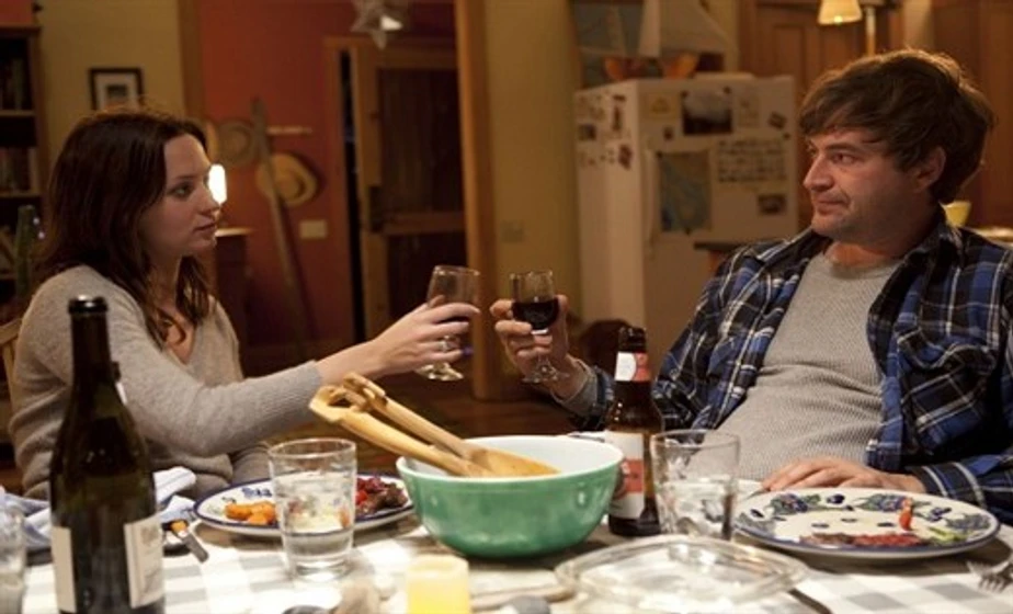 Rosemarie DeWitt y Mark Duplass en el-amigo-de-mi-hermana