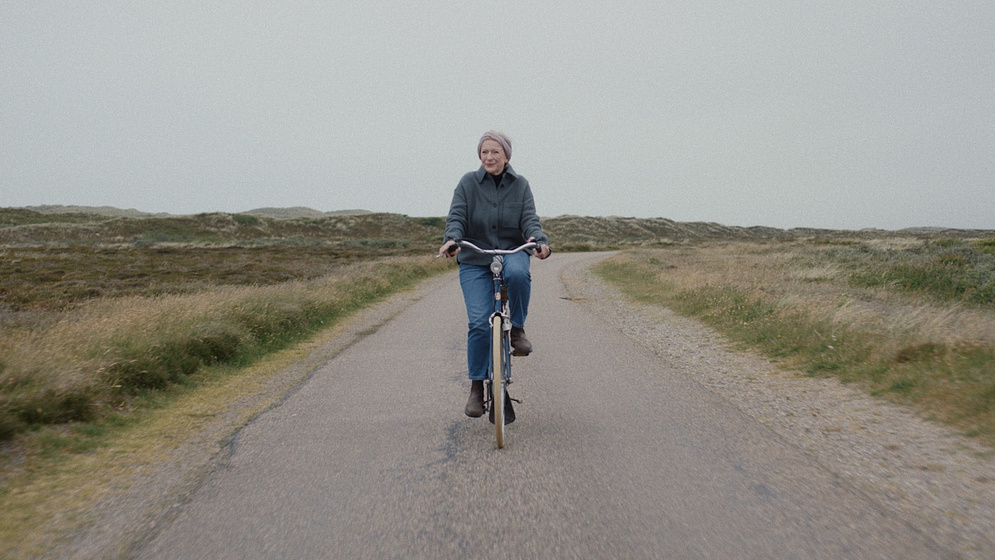 Dagmar Manzel en a-fading-man