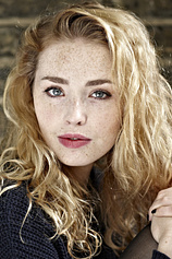 photo of person Freya Mavor