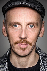 photo of person Ewen Bremner