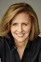 photo of person Nancy Meyers
