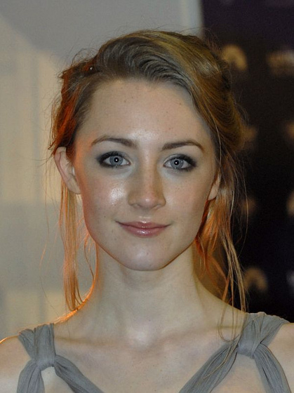 Saoirse Ronan en The Lovely Bones (Premiere en Londres. Noviembre 2009)