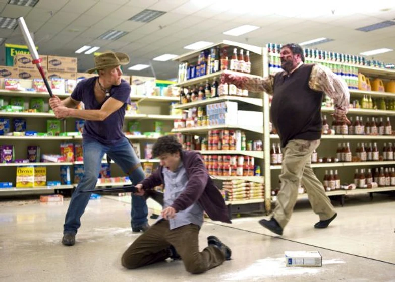Woody Harrelson y Jesse Eisenberg en bienvenidos-a-zombieland
