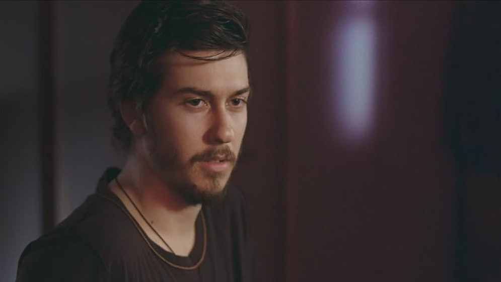 Nat Wolff en rosy