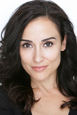 picture of actor Elena Evangelo