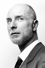 picture of actor Hugo Armstrong