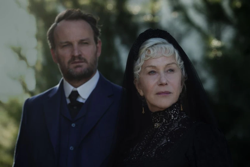 Helen Mirren y Jason Clarke en winchester