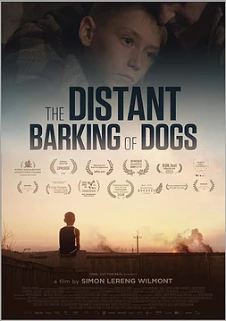 poster of movie The Distant Barking of Dogs