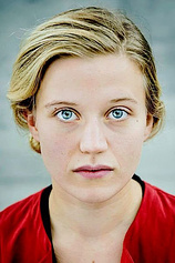 picture of actor Camille Dombrowsky