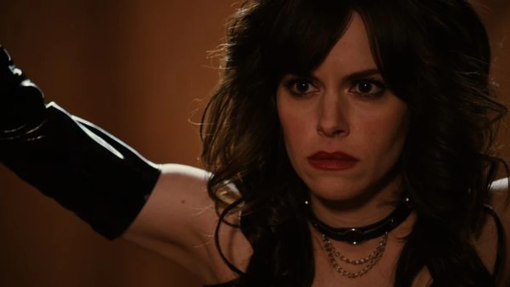 Emily Hampshire en mi-gran-aventura-sexual