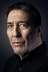 picture of actor Ciarán Hinds