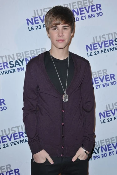 Justin Bieber en justin-bieber-never-say-never (Premiere en Paris. Febrero 2011)