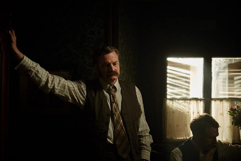 Colin Firth en La Importancia de llamarse Oscar Wilde