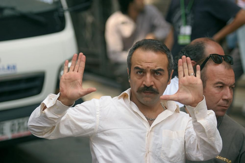 Yilmaz Erdogan en magic-carpet-ride