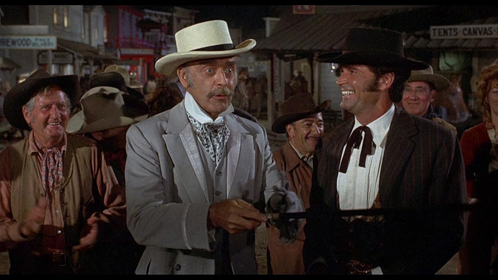 James Garner y John Dehner en Látigo