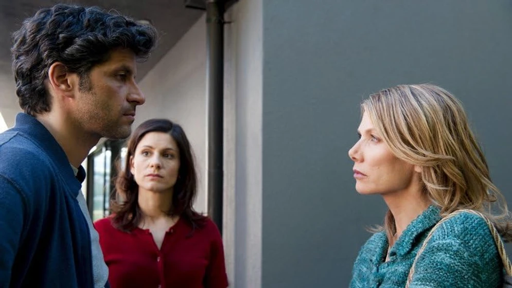 Pasquale Aleardi, Ursula Karven y Christina Hecke en amar-es-olvidar